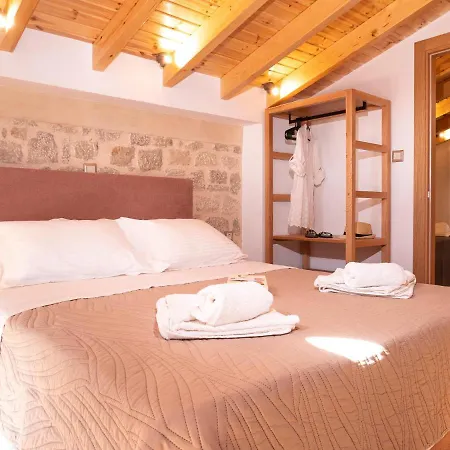 Captain's Memories Stylish Harbour