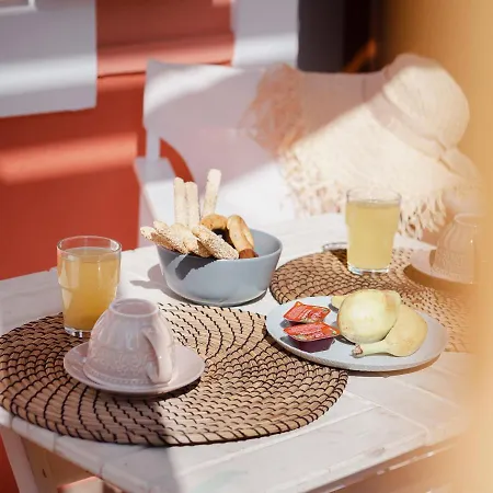 Captain's Memories Stylish Harbour Holiday home Chalki Town